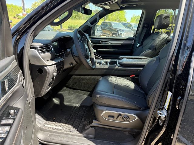 Vehicle image 12 of 39