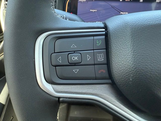 Vehicle image 29 of 39