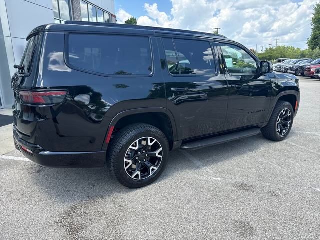 Vehicle image 6 of 39
