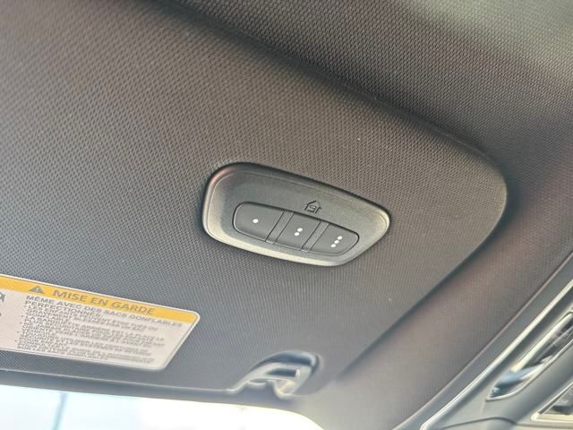 Vehicle image 34 of 39