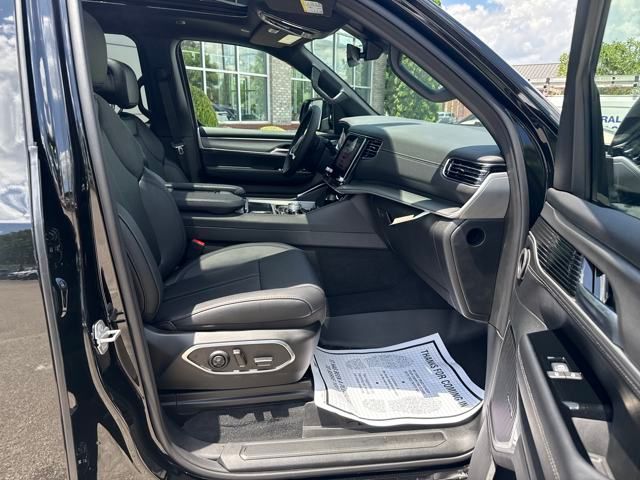 Vehicle image 20 of 39