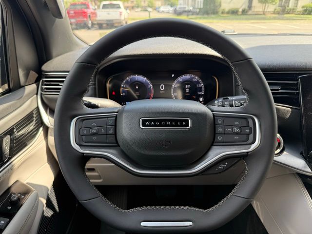 Vehicle image 18 of 24