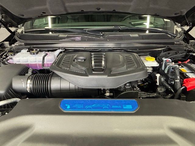 Vehicle image 19 of 19