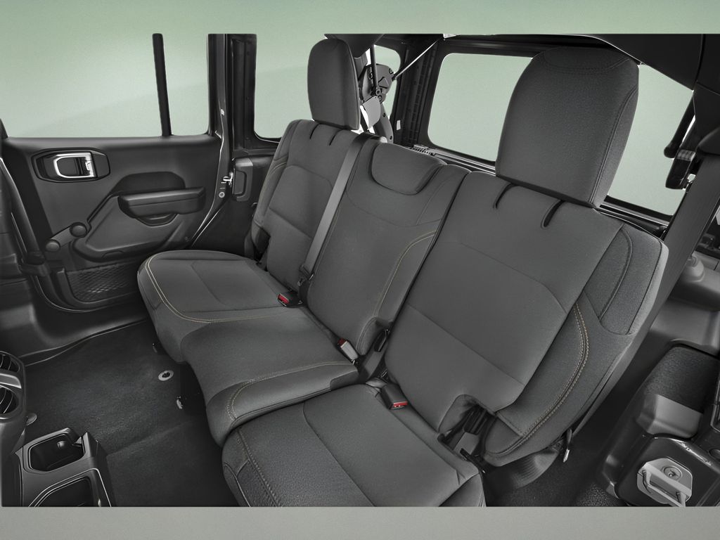 Vehicle image 8 of 15
