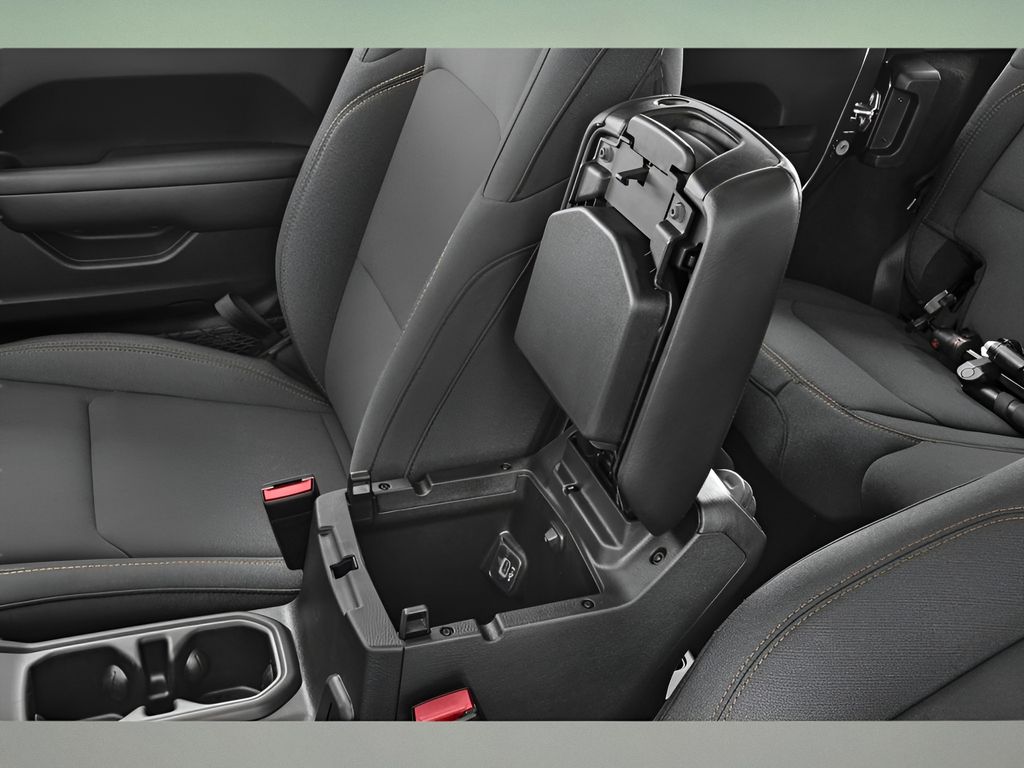 Vehicle image 10 of 15