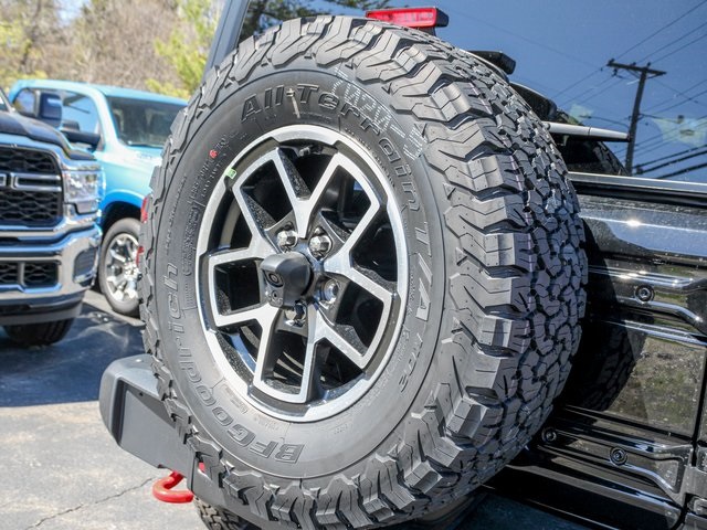 Vehicle image 31 of 32