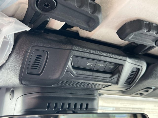 Vehicle image 21 of 21