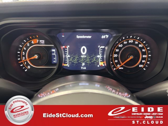 2025 Jeep Wrangler Sahara Image 19 of 56