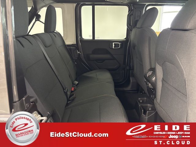 2025 Jeep Wrangler Sahara Image 12 of 56