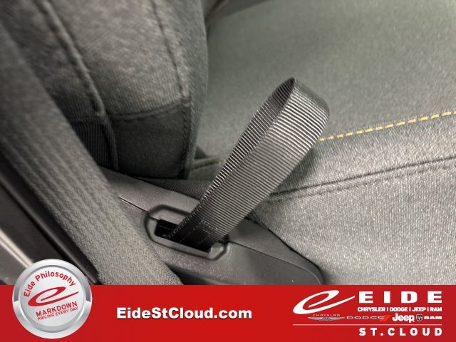 2025 Jeep Wrangler Sahara Image 36 of 56