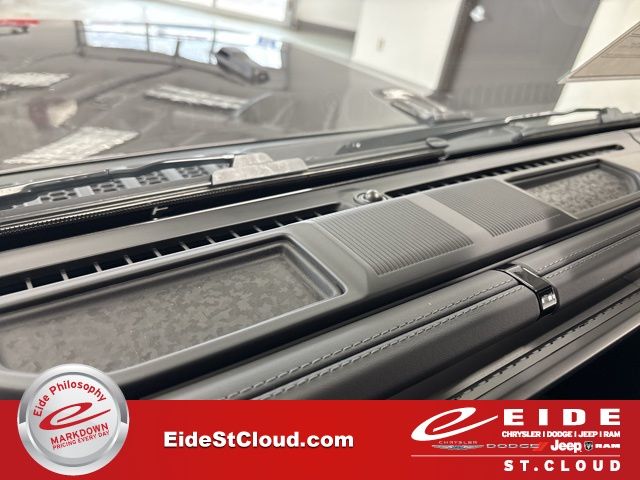 2025 Jeep Wrangler Sahara Image 28 of 56