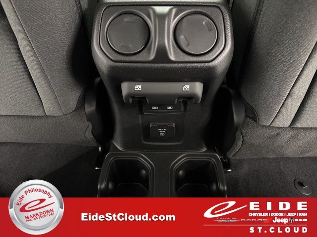 2025 Jeep Wrangler Sahara Image 39 of 56