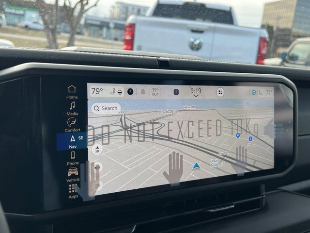 Vehicle image 12 of 22