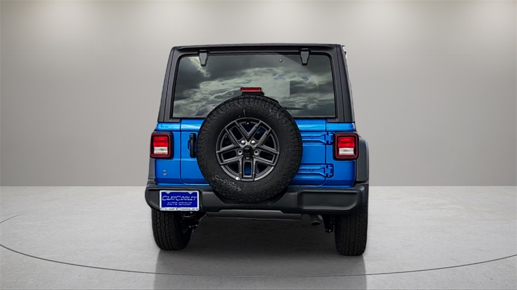 Vehicle image 3 of 51