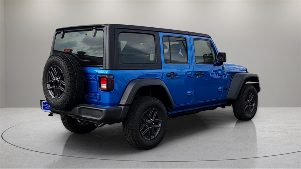 Vehicle image 2 of 51