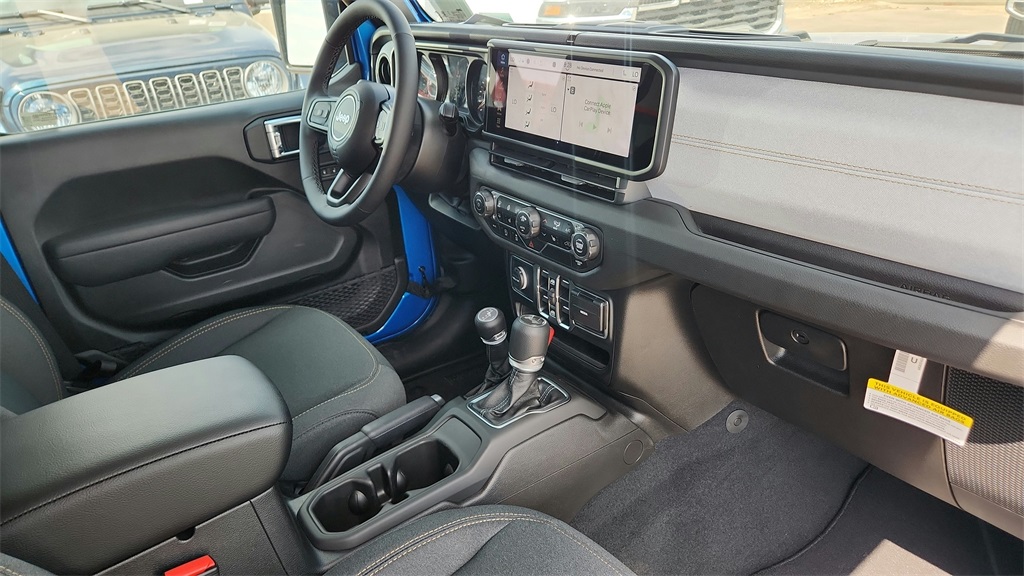 Vehicle image 47 of 51