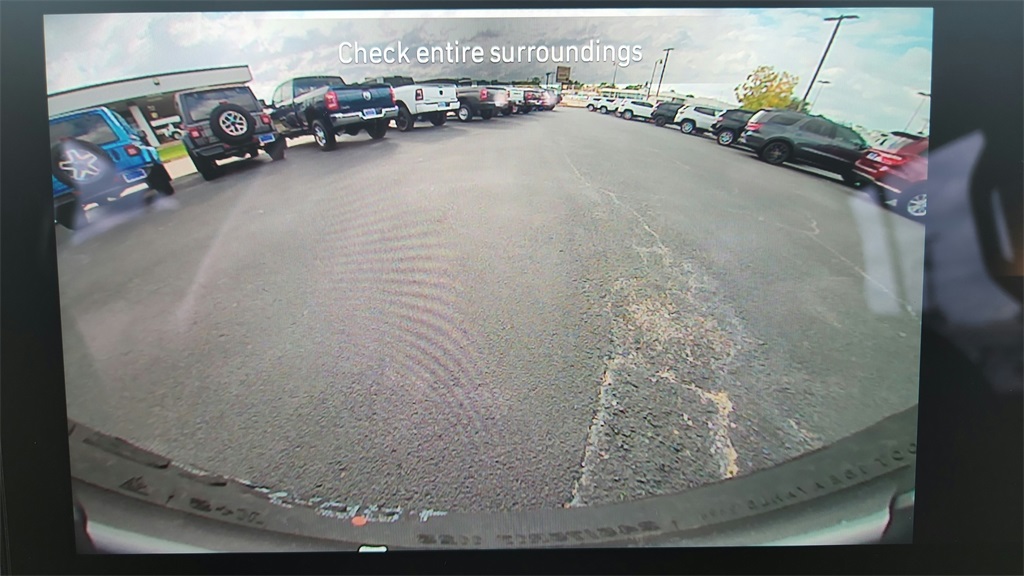 Vehicle image 20 of 51