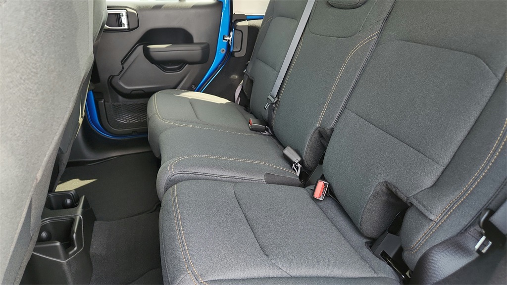 Vehicle image 45 of 51