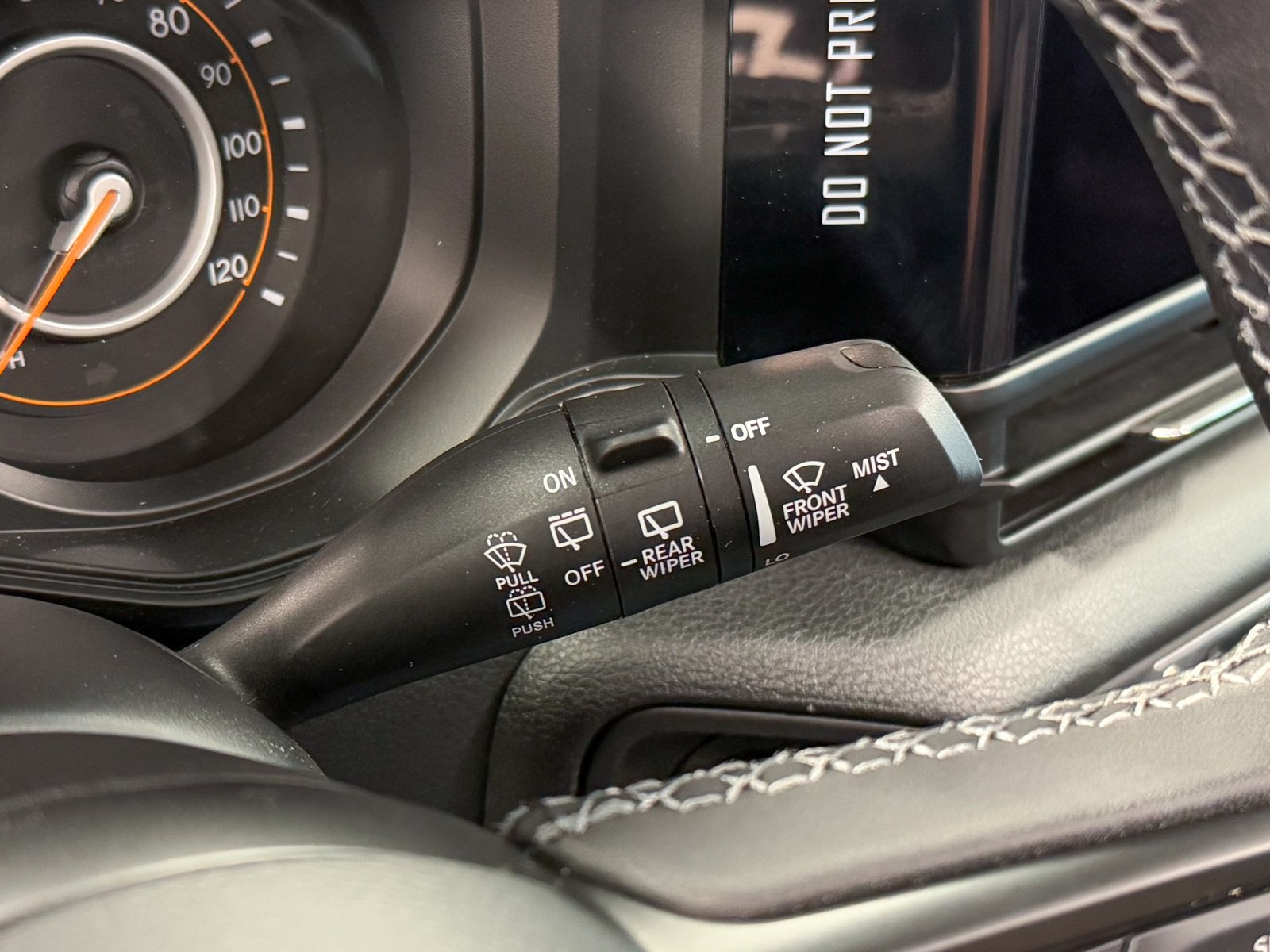 Vehicle image 22 of 42