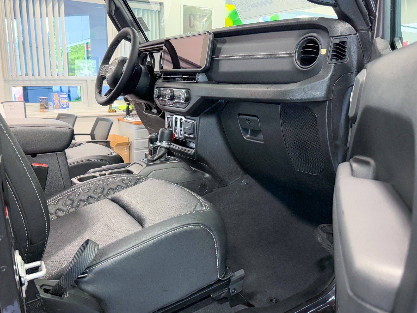 Vehicle image 12 of 42