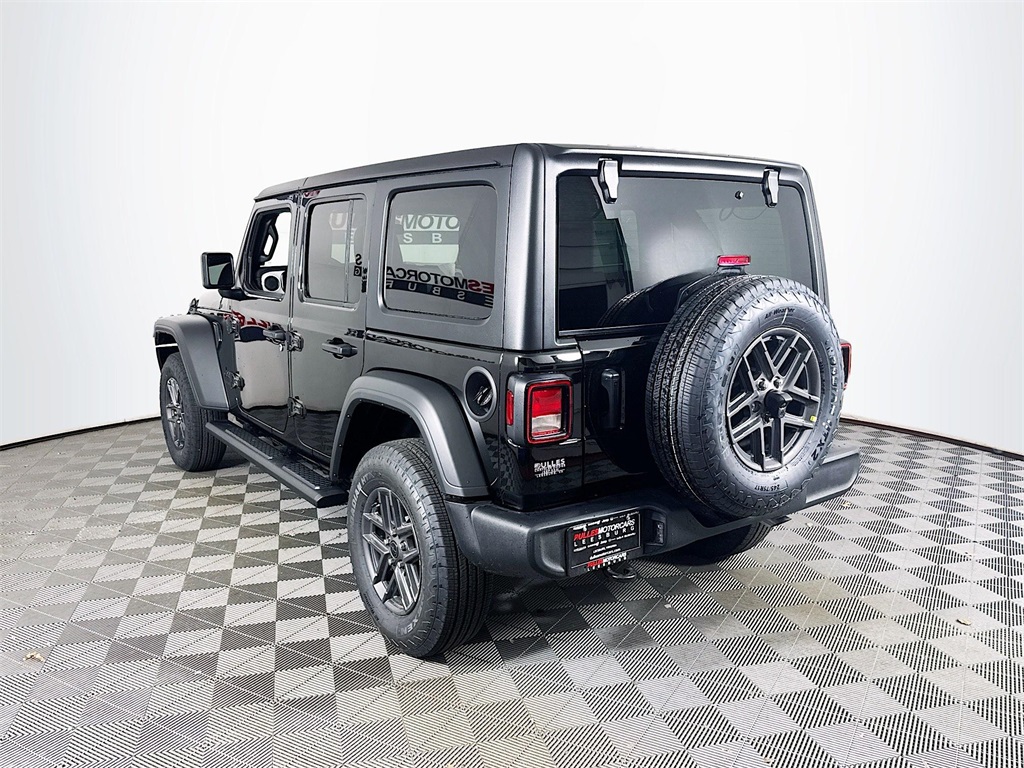 Vehicle image 6 of 33