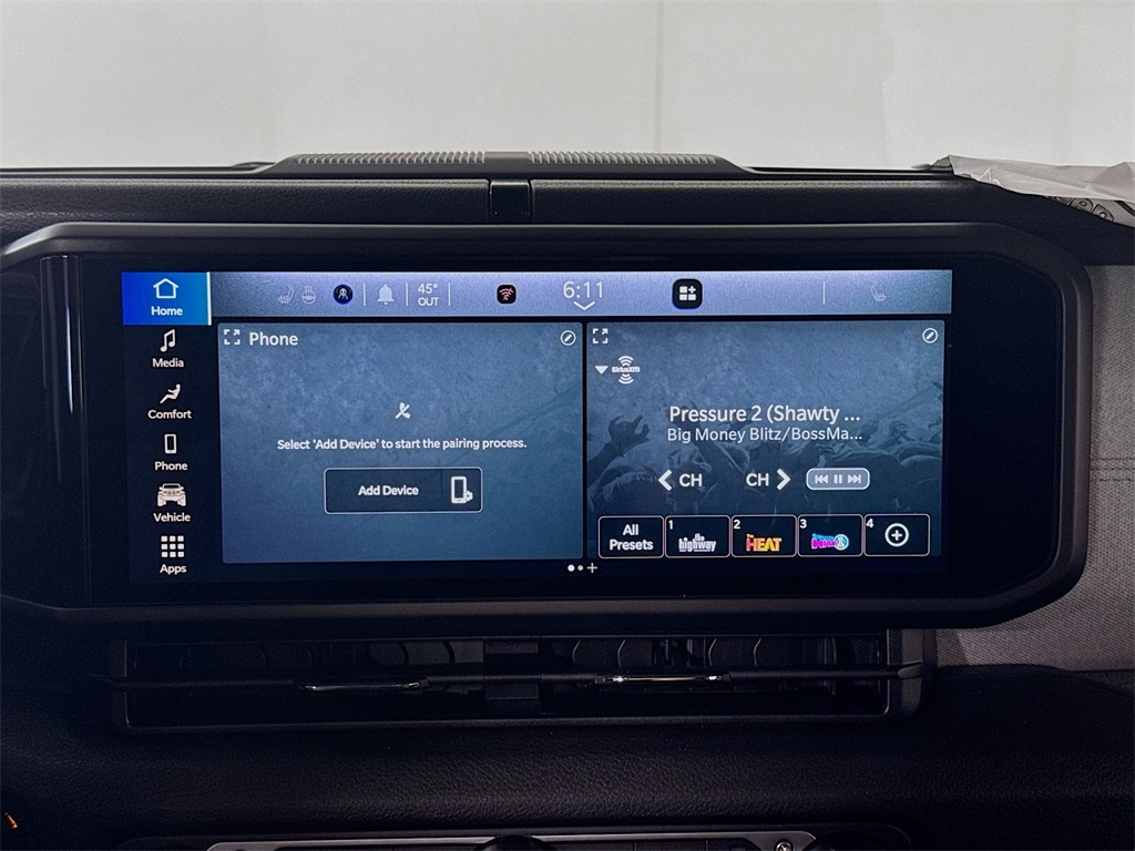 Vehicle image 13 of 33