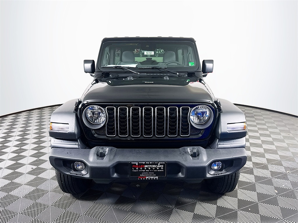 Vehicle image 2 of 33