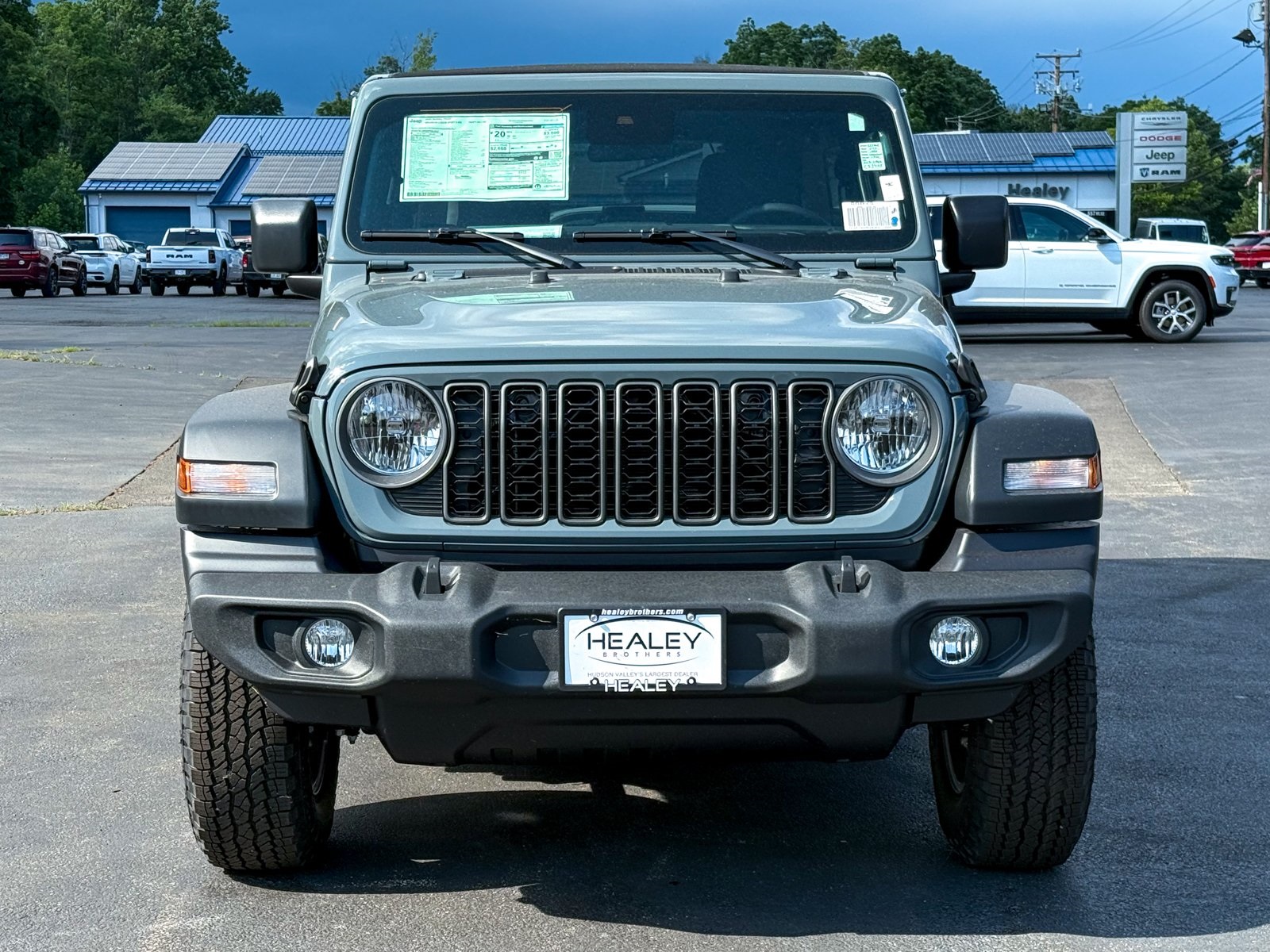 Vehicle image 2 of 37