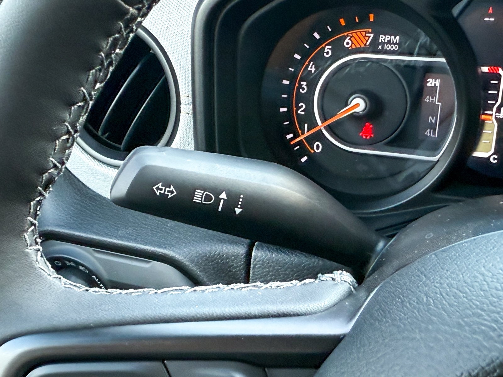Vehicle image 36 of 37