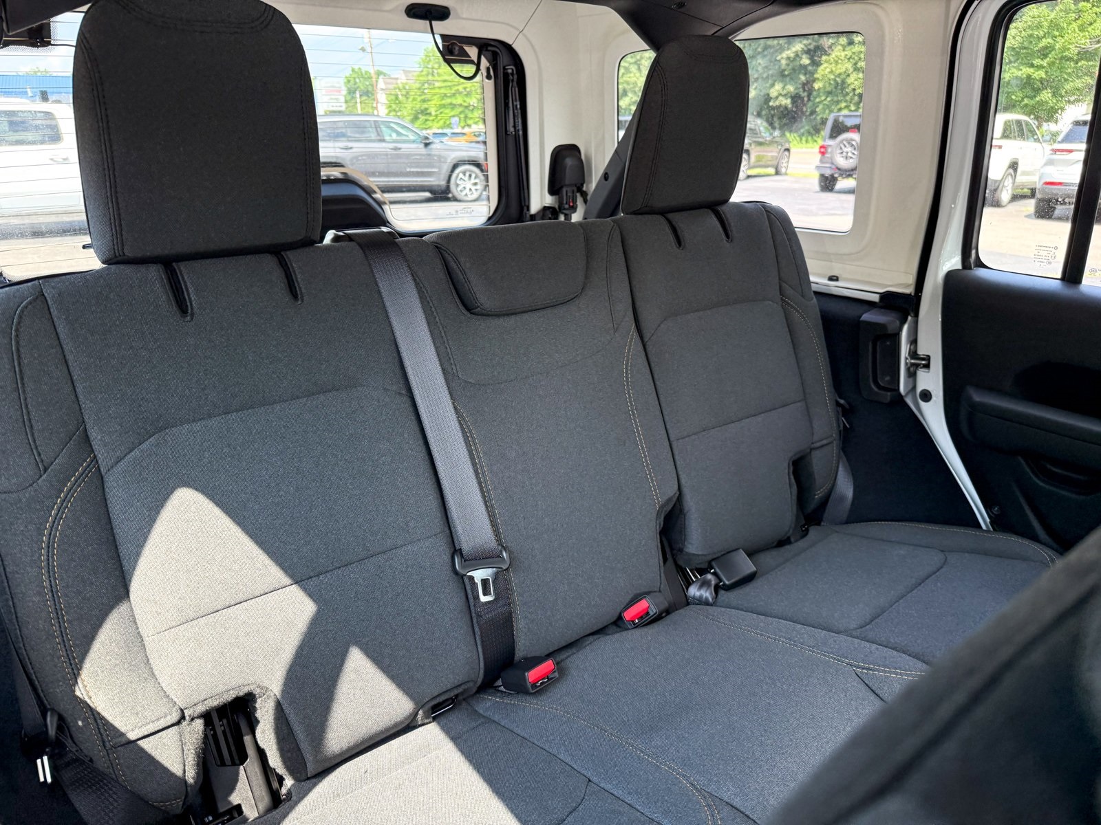 Vehicle image 15 of 38