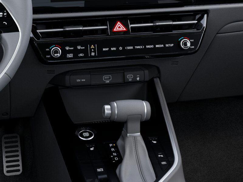 Vehicle image 23 of 27