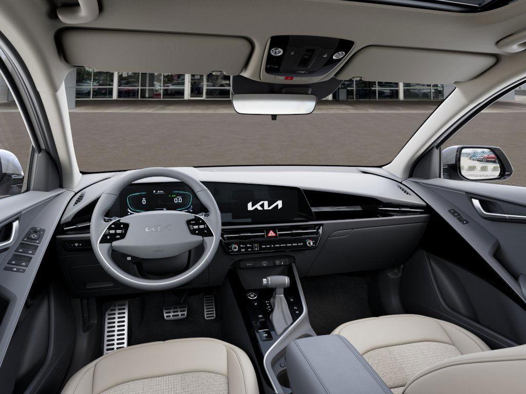 Vehicle image 14 of 27