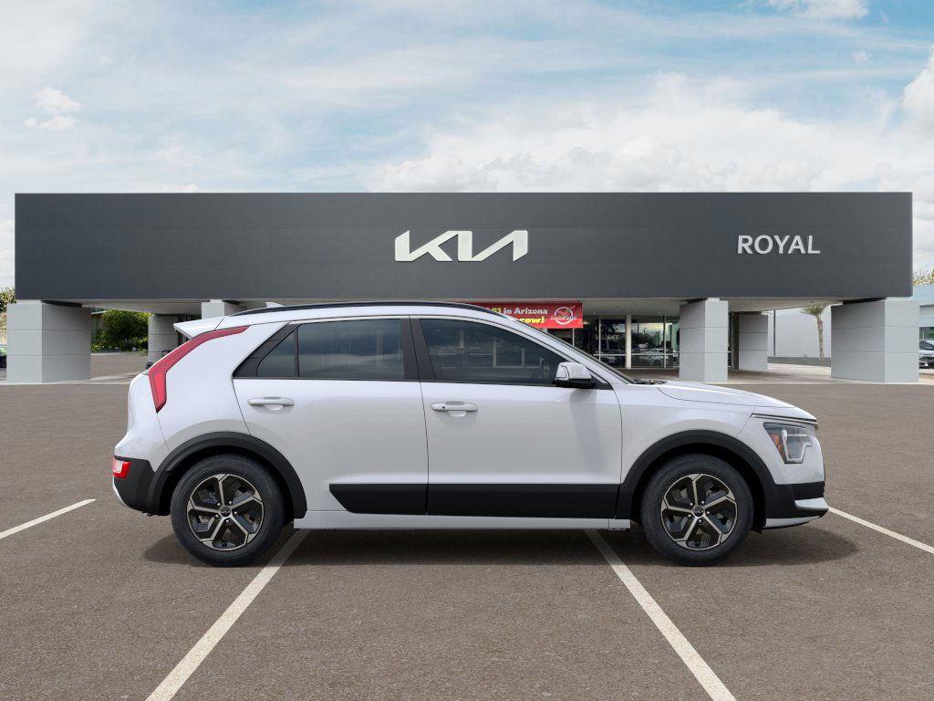 Vehicle image 4 of 27