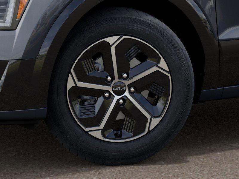 Vehicle image 10 of 27