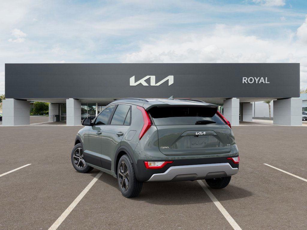 Vehicle image 8 of 27