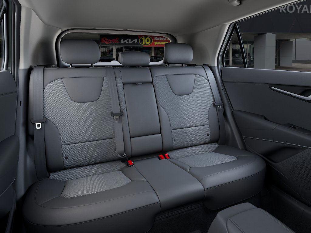Vehicle image 16 of 27