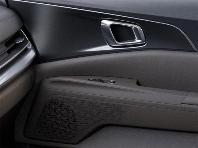 2025 Kia Carnival LXS Image 23 of 27