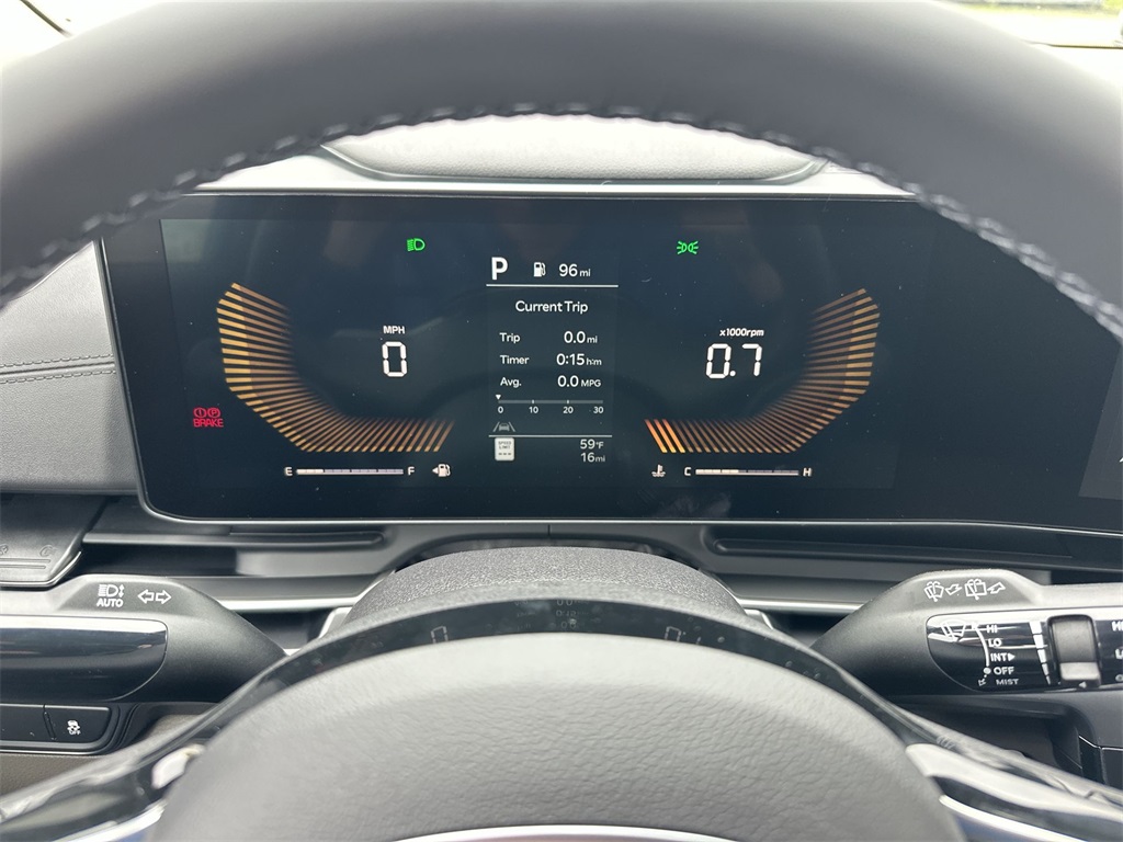 2025 Kia Carnival LXS Image 30 of 35