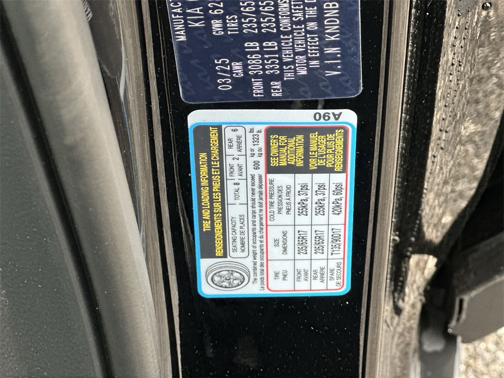 2025 Kia Carnival LXS Image 29 of 35