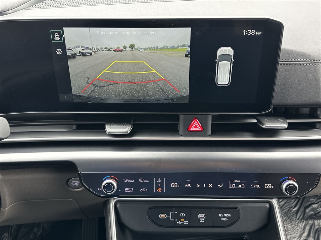 2025 Kia Carnival LXS Image 23 of 35