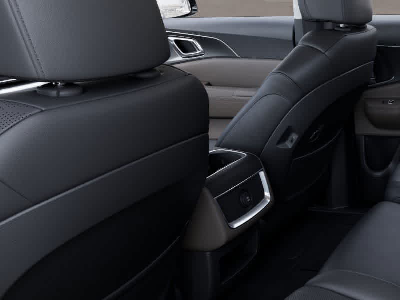 2025 Kia Carnival LXS Image 18 of 27