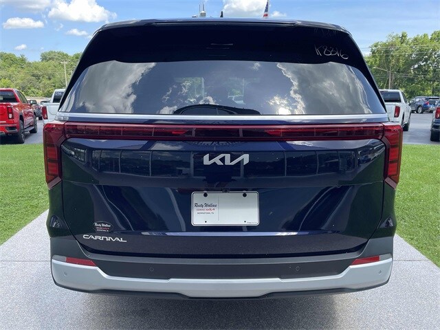 Vehicle image 7 of 20