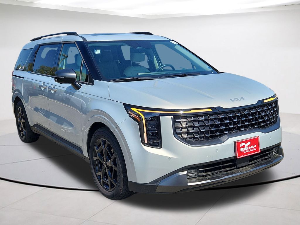 2025 Kia Carnival SX Prestige Image 3 of 28