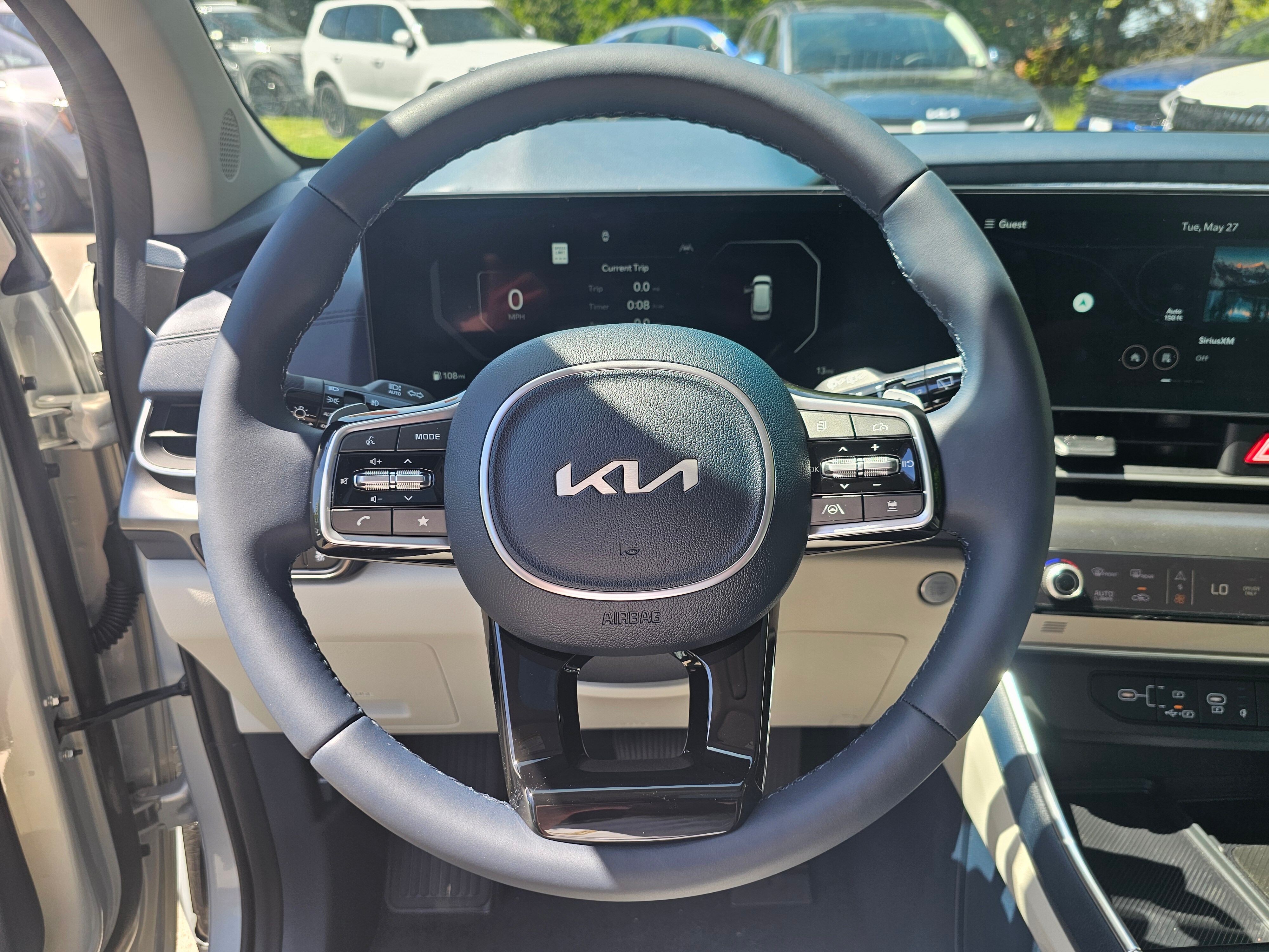 Vehicle image 12 of 40