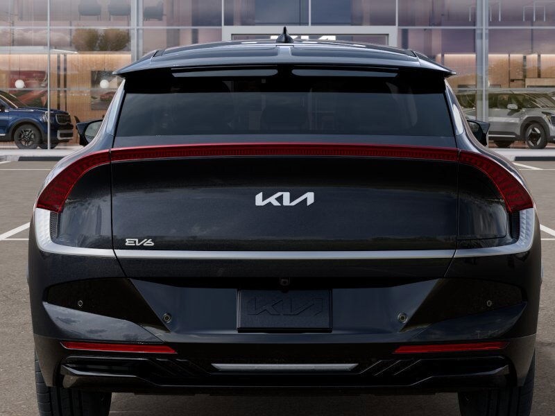 Vehicle image 8 of 27