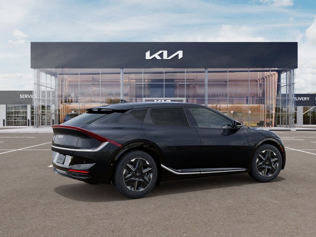 Vehicle image 6 of 27