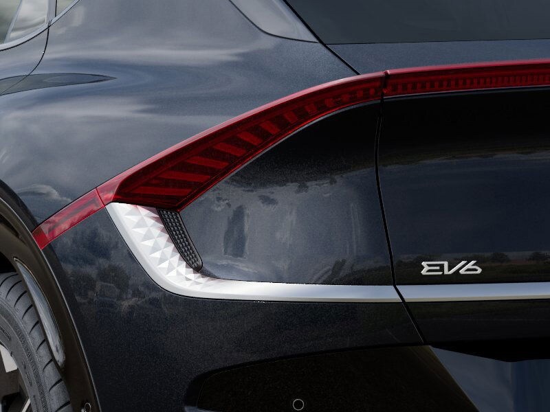 Vehicle image 12 of 27