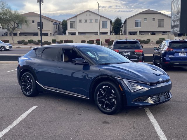 2025 Kia EV6 Wind Image 2 of 30