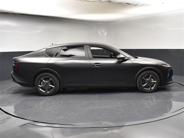 Vehicle image 12 of 47