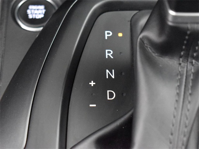 Vehicle image 40 of 47